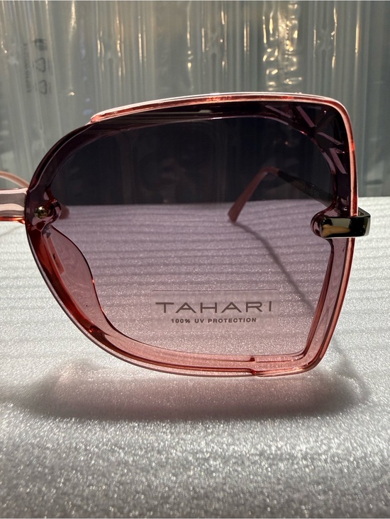 Tahari Women’s Oversized Butterfly Sunglasses Pink Gold Gradient-New main image 5